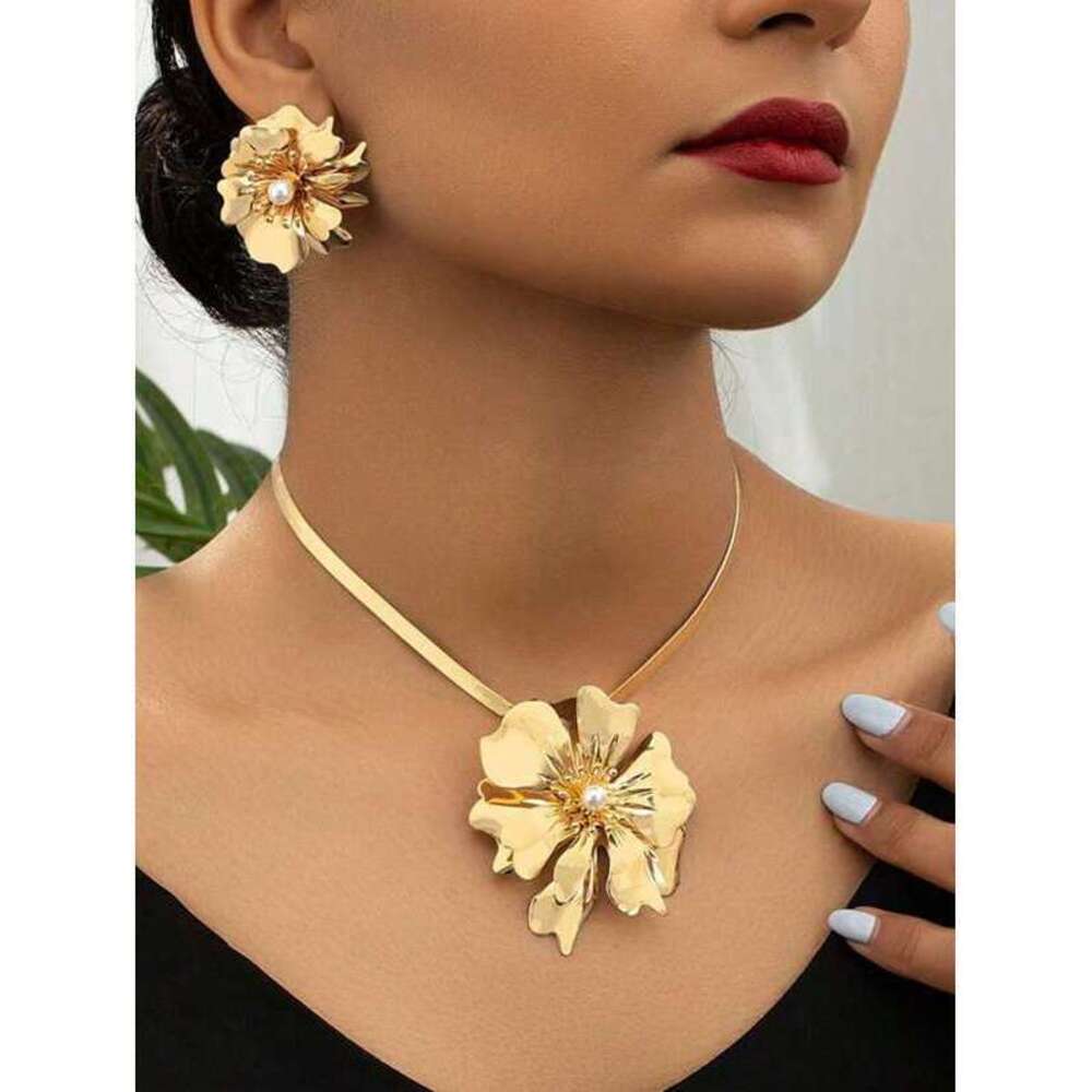 /Set Fashion Floral Pendant Necklace And Flower Earrin Y2K Minimalist